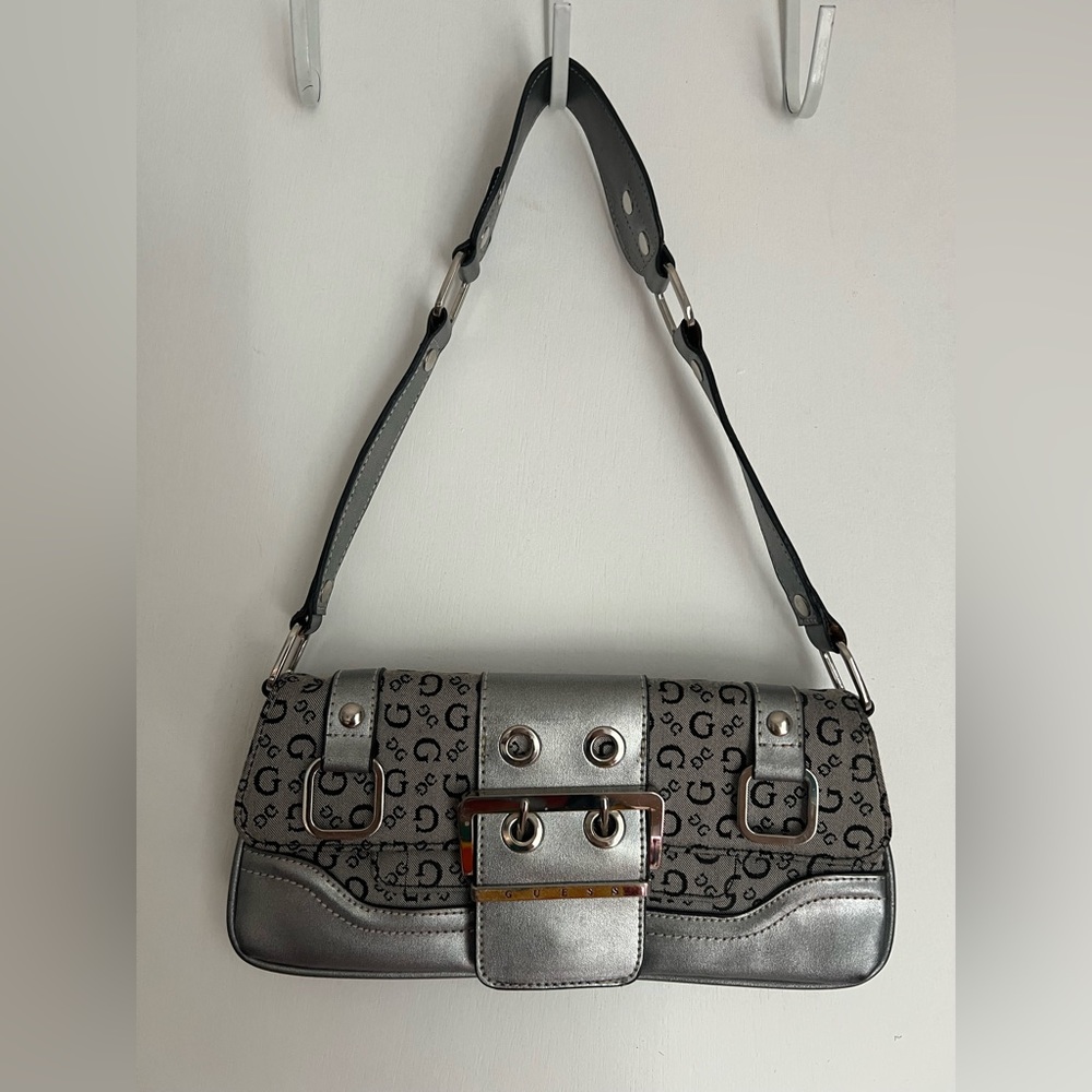 Guess mini shoulder bag, vintage 90s/early 2000s